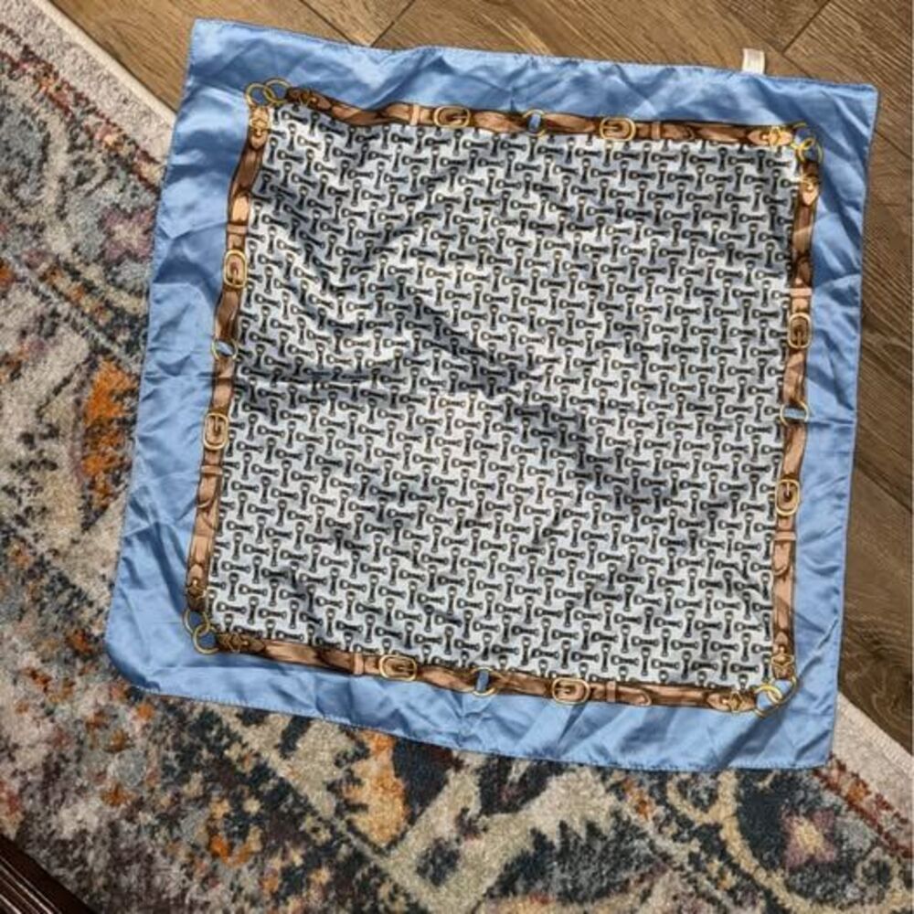 Buckle Polyester Scarf 20x20